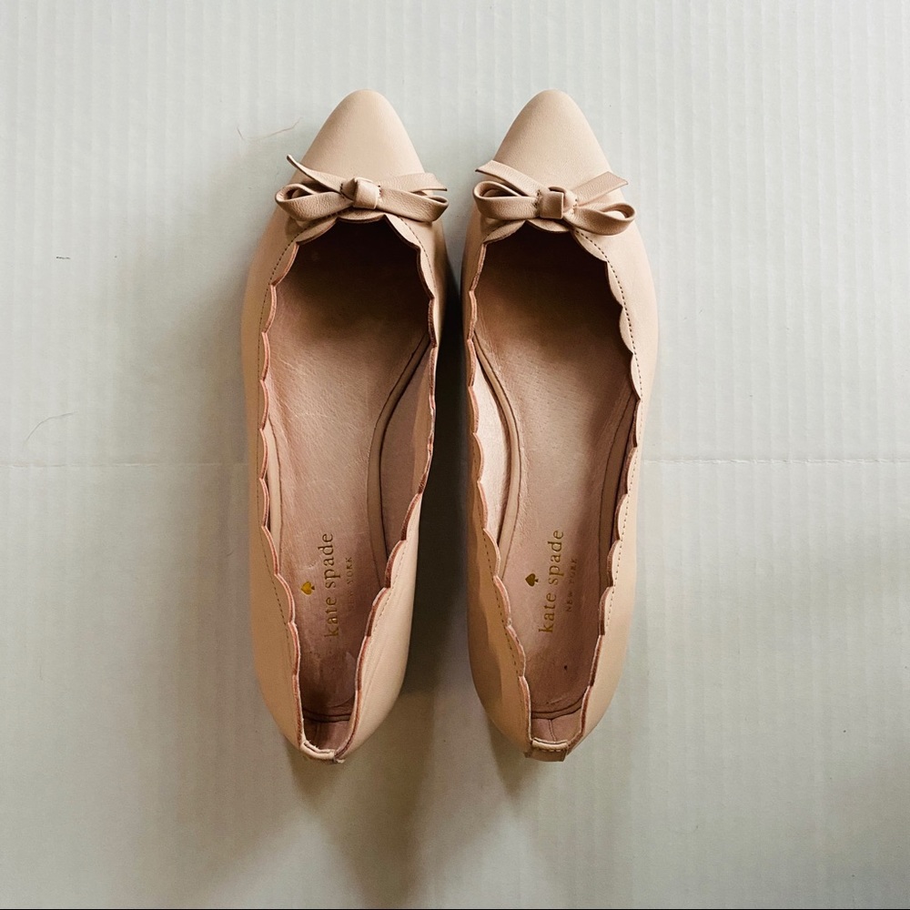 Kate Spade Tan Scalloped Flats